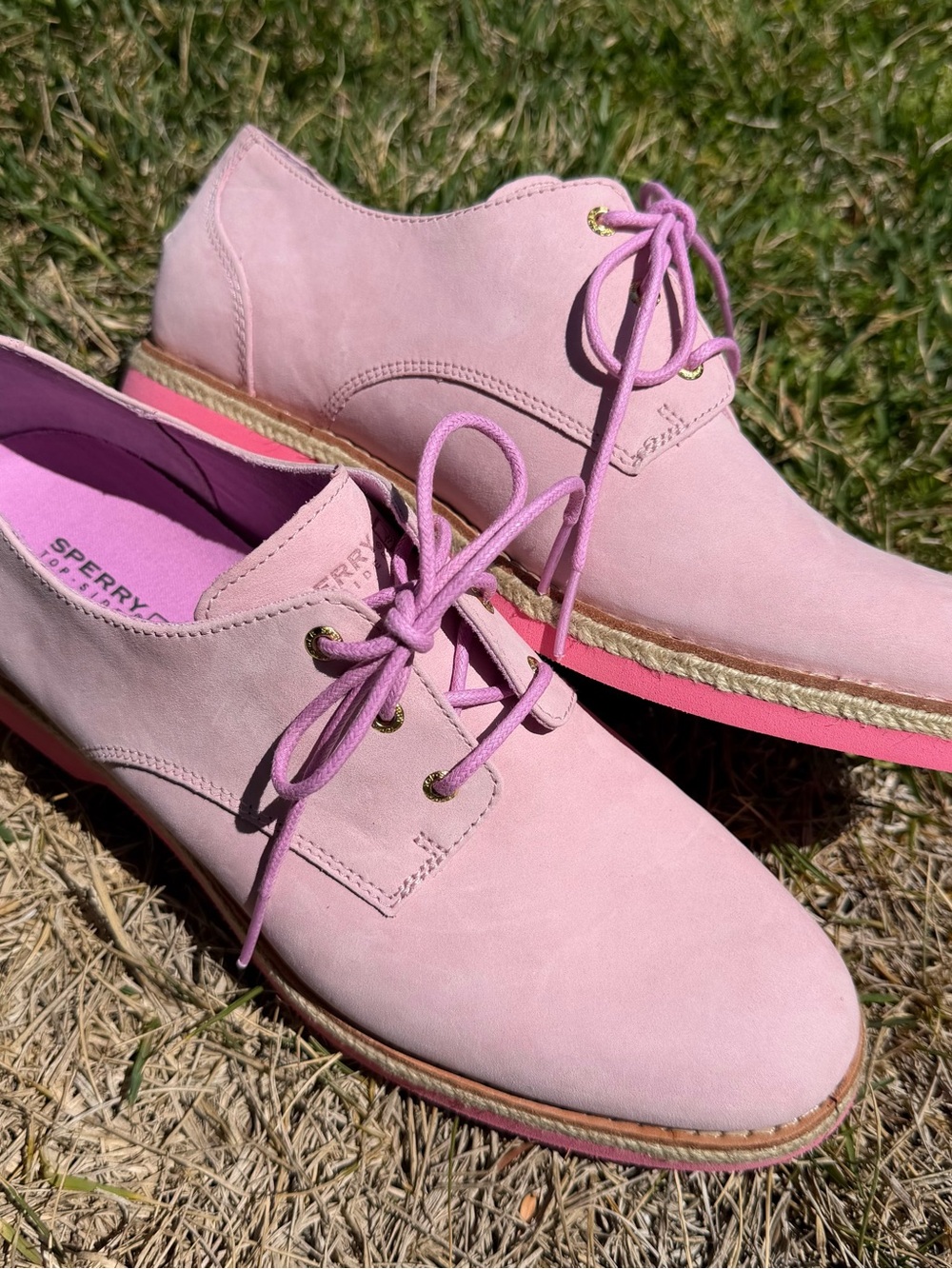 Sperry Womens Pink Oxford Shoe 8